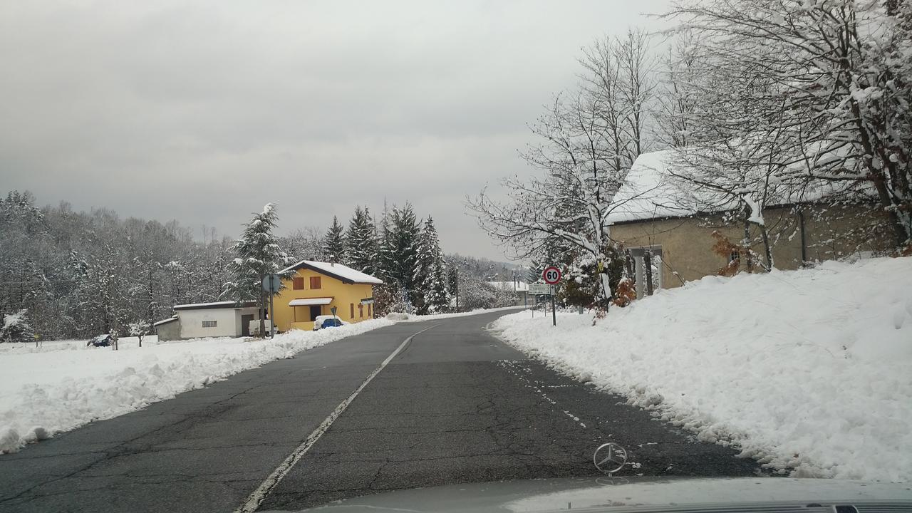 Giusvalla Forest Village Dego Exteriör bild